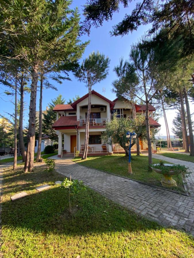 Hotel Garden Villa Ardo Golem  Esterno foto